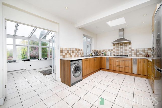 43 Lyndhurst Gardens, London photo 4