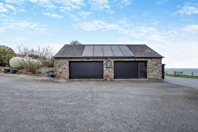Three Car Garage
