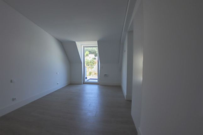 Apartment for sale in R. Das Janelas Verdes, 1200 Lisboa, Portugal