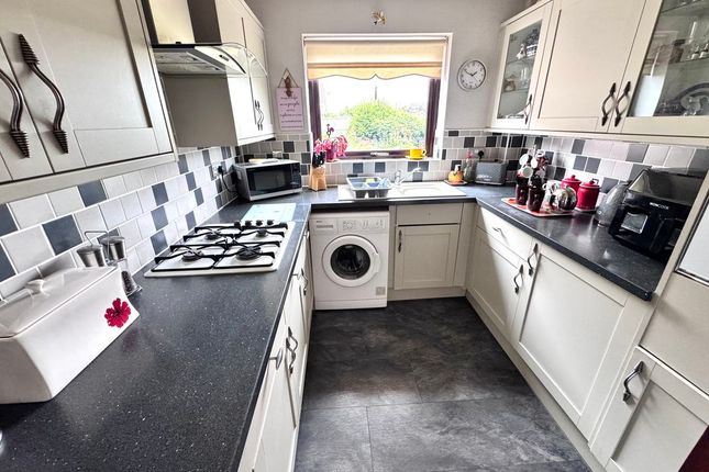 73, Leaward Close, Nuneaton photo 4
