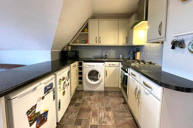 Flat 20, New Poplars Court,, Ash Street, Ash photo 3