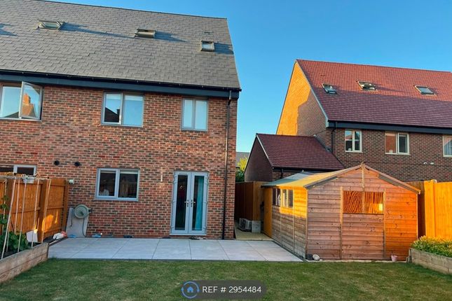 Atkins Way, Weston Turville, Aylesbury photo 4