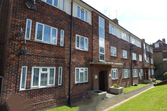 Thumbnail Flat for sale in High Street North, Dunstable, Bedfordshire