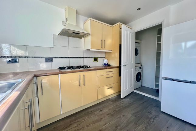 94, West End Road, Ruislip photo 4