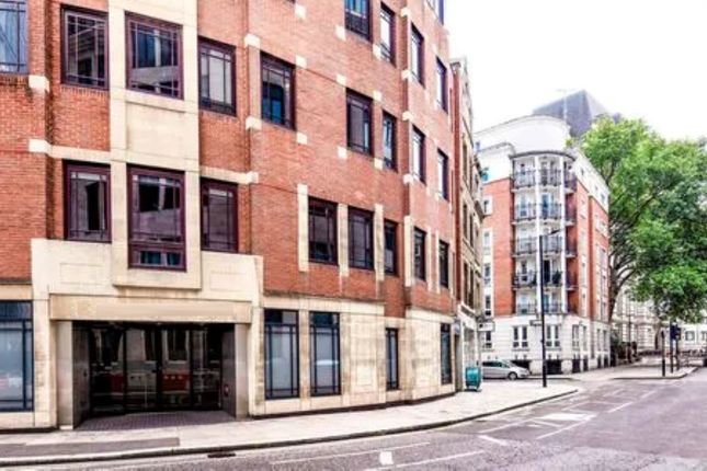 Thumbnail Office to let in Little Britain, London