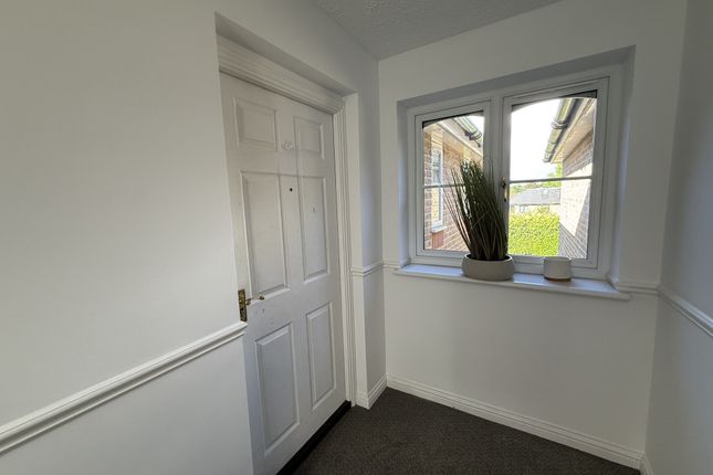 29, Skillen Lodge, 552 Uxbridge Road, Pinner photo 3