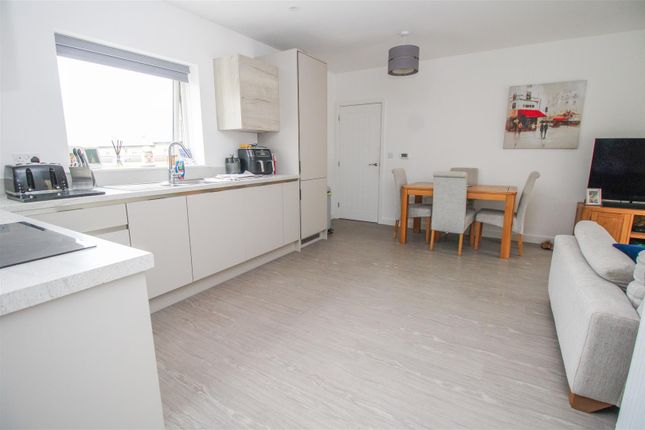 14, Etchels Road, Newhall photo 2
