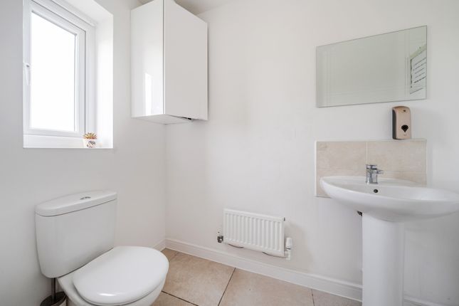 34, Hawser Road, Tewkesbury photo 4