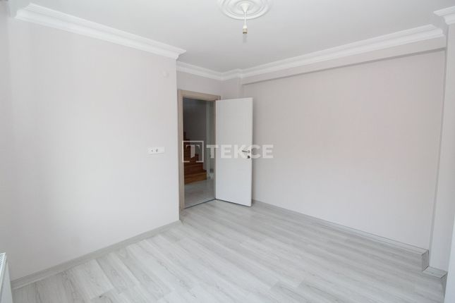 Duplex for sale in Silahtarağa, Eyüpsultan, İstanbul, Türkiye