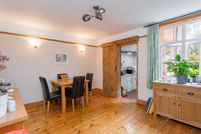 54 Lagham Road, Godstone photo 4