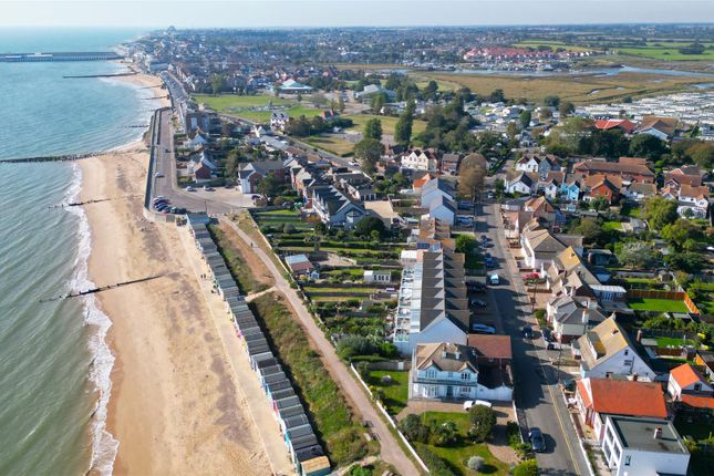 End terrace house for sale in The Beach House, Green Lane, Walton On The Naze
