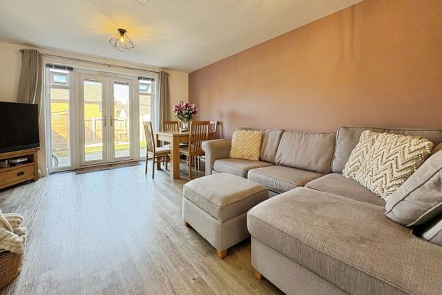 3, Reader Mews, Somerset photo 4