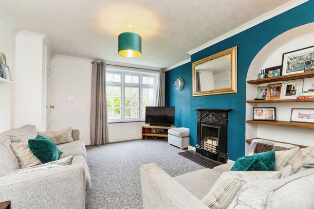 End terrace house for sale in High Avenue, Letchworth Garden City