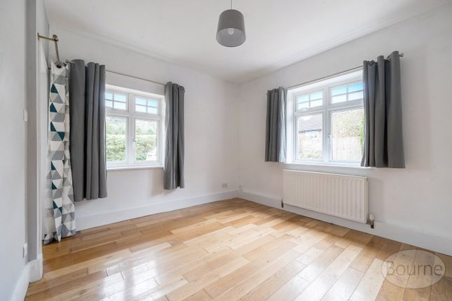 Flat 2, Granary House, 83, Forest Road, Liss photo 2