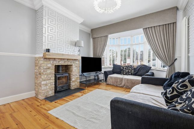63, Rayleigh Road, Eastwood photo 4