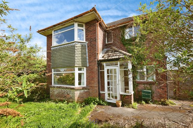 Thumbnail Detached house for sale in Peacemarsh, Gillingham