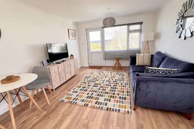 12 St. Pirans Court, West End, Marazion photo 5