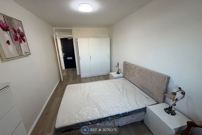 Desborough House North End Road, London photo 3