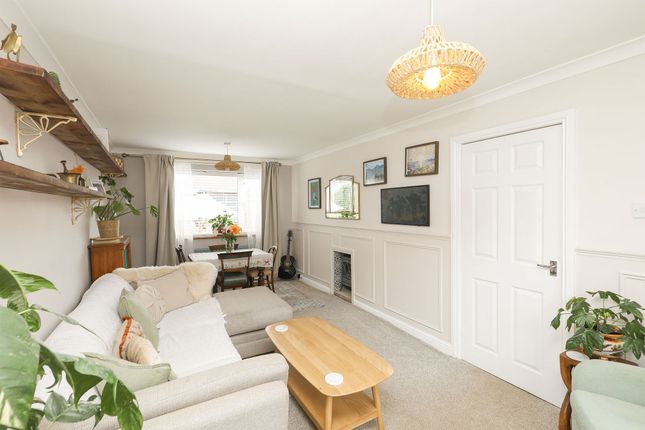 39 Raeburn Road, Sheffield photo 2