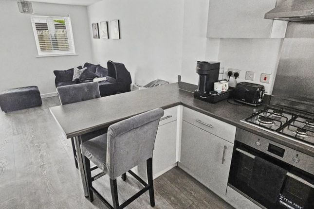 34, Kempton Drive, Towcester photo 4