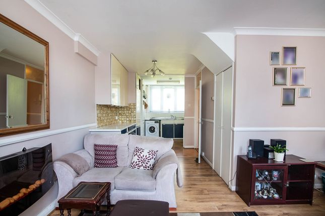 Thumbnail Flat for sale in Clem Attlee Court, London