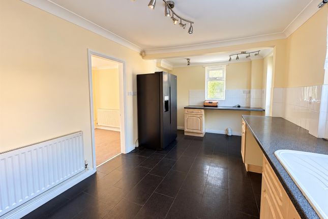 22, Eastglade Road, Nottingham photo 5