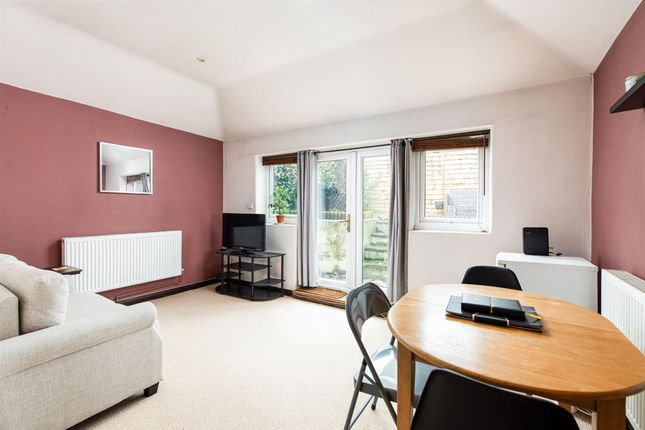 3B Buckingham Place, Bristol photo 3