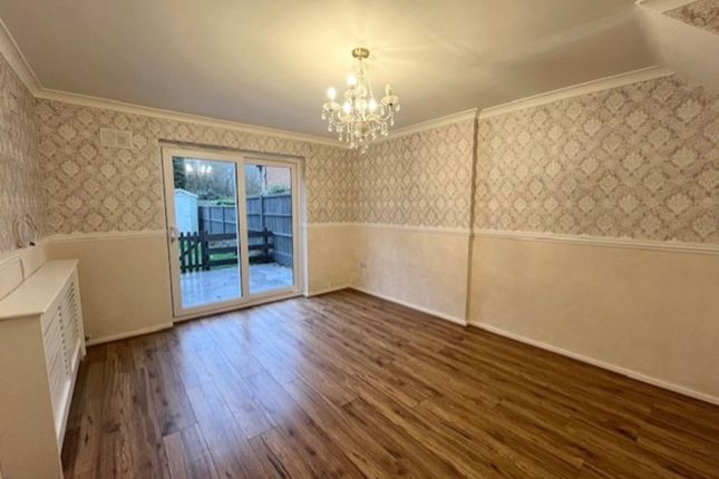 7, Caernarvon Close, Loughborough photo 3
