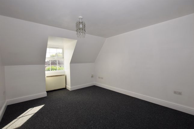 377, Flat 5, Chichester Road, Bognor Regis photo 2