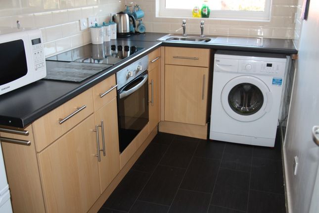 6, Middle Down Close, Plymouth photo 4