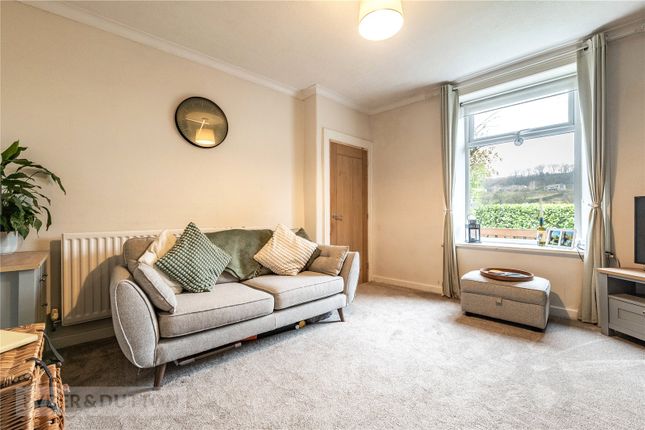94, Underbank Old Road, West Yorkshire photo 4
