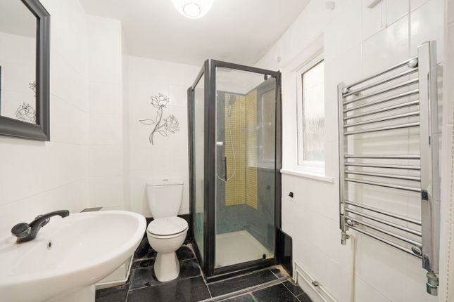 27, Pemdevon Road, Croydon photo 4