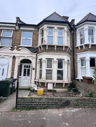 Terraced house to rent in Colchester Road, London