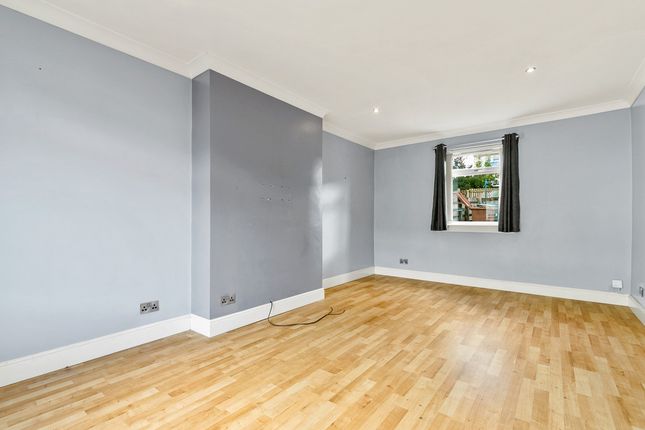 28, Annan Road, Kilmarnock photo 4