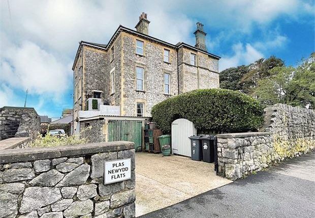 2-bed flat on 3, Plas Newydd, W-S-M, £180,000