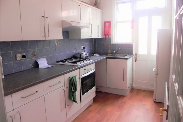 Terraced house to rent in Jersey Road, London