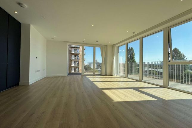 Flat 27, Affinity House, Wembley photo 3