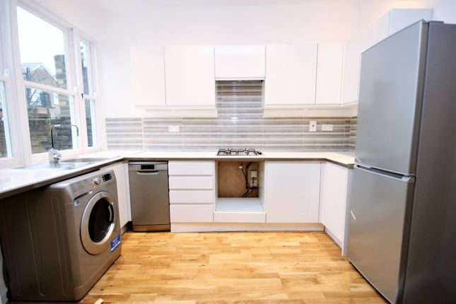 Thumbnail Flat to rent in Conewood Street, London