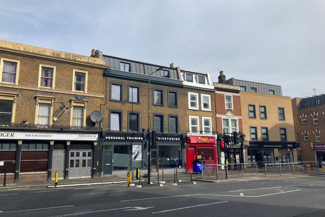 Retail premises to let in Woolwich Road, London