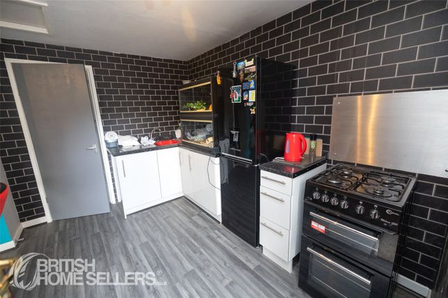 Detached house for sale in Hogarth Road, Leicester, Leicestershire