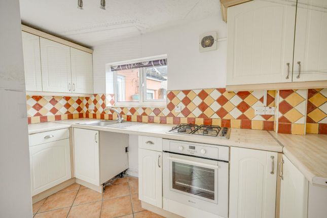 85, Hockliffe Road, Leighton Buzzard photo 3