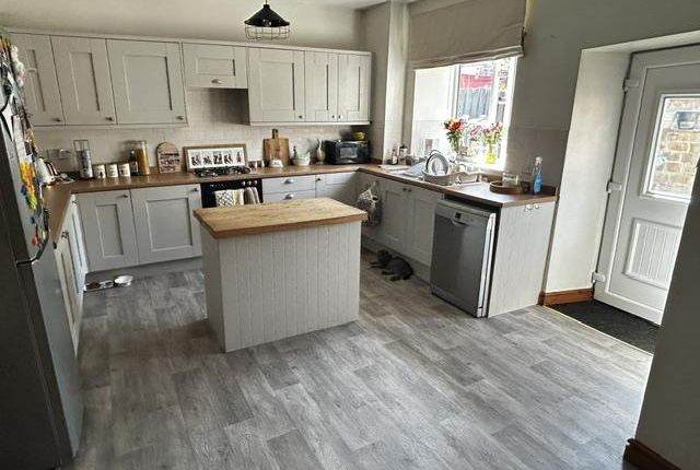 44, High Street, Rotherham photo 3