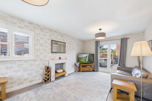 1 Ferndale, South Shields photo 2