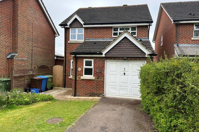 Thumbnail Detached house to rent in Laurel Gardens, Aldershot