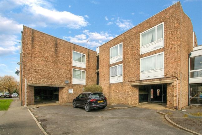 Studio for sale in Stanwell, Staines-Upon-Thames