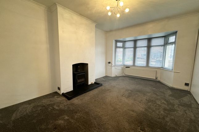 19, Eversleigh Avenue, Thornton-Cleveleys photo 3