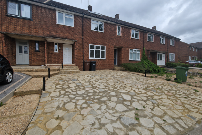 3-bed terraced on 76, St. Albans, £3,250/mo