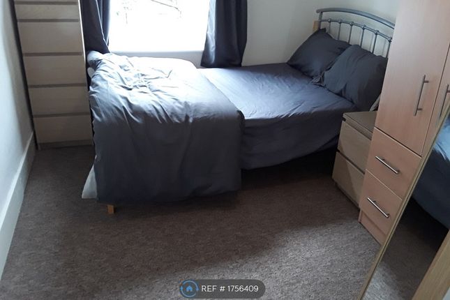 Thumbnail Room to rent in Claremont Road, London