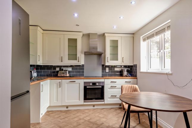 10, Cricket View, Bury St. Edmunds photo 3