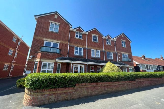 Thumbnail Flat for sale in St. Andrews Road North, Lytham St. Annes